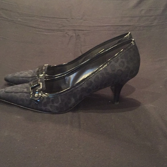 Bandolino Black Leopard Heels - Picture 3 of 6